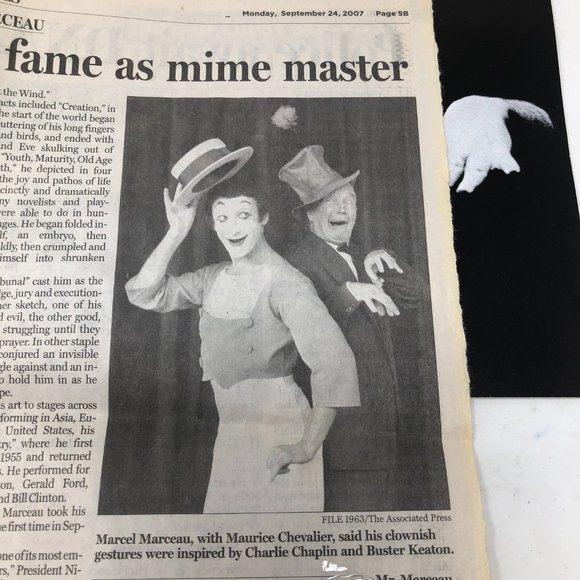 Marcel Marceau "Bip The Clown Mime Artist" Signed Autographed Program 90's - Picture 6 of 7